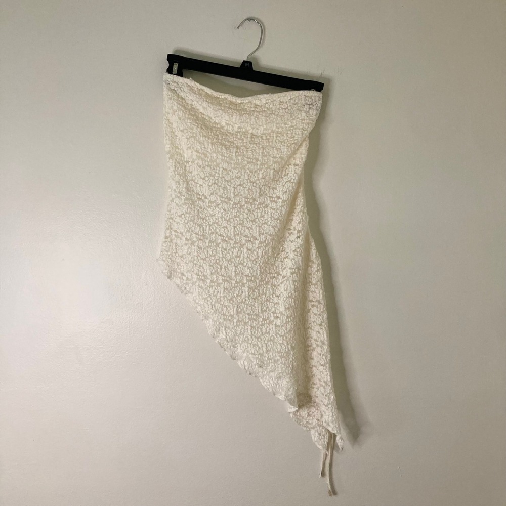 Blenca L Off White Floral Lace Strapless Asymmetric Hem Tube Top Fairycore Boho